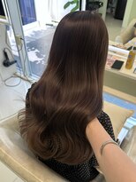 シーナ バイ マグ(siina. by Mag)&nbsp;ブリーチなしカラーグレージュ透明感髪質改善レイヤー夏カラー