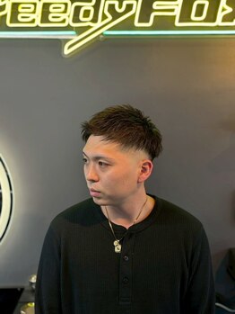 グリーディーフォックス 三軒茶屋(GreedyFOX)の写真/ショートは床屋にお任せ下さい!男を磨くフェードが得意なメンズサロンで至高の時間を
