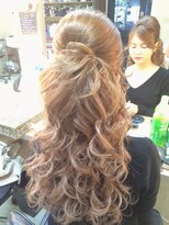 マジックマッシュ(Magic Mush)&nbsp;どんなシーンにもピッタリ☆ハーフアップ