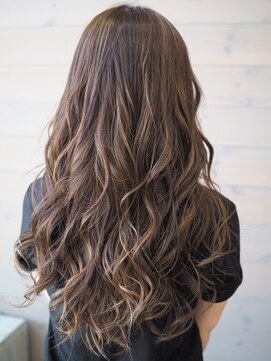 ルチェア ヘア(Lucea Hair) ナチュラルハイライトカラー