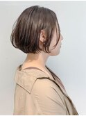 short(ショートボブ、ハイライト、グレーベージュ)