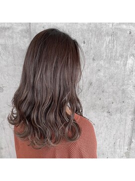 メーヴェ(Mowen) mowen×外ハネミディアム×小顔カット×グレージュカラー