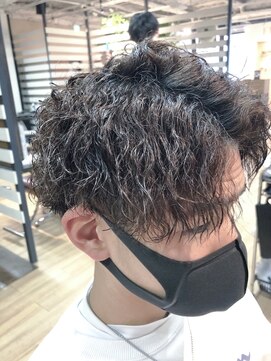 フレア ヘア サロン(FLEAR hair salon) センターパート　ツイストスパイラルパーマ　ハード