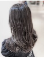 タヤ ハービスPLAZA ENT店(TAYA) グレージュ