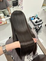 ハピネス 梅田茶屋町店(HAPPINESS)&nbsp;韓国レイヤーロング 小顔前髪 顔周りレイヤー 髪質改善