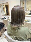 切りっぱなし外ハネボブ×明るめオリーブカラー
