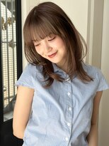 ローネス(LONESS) ワンカールで簡単ミディアムレイヤーと赤みのないベージュカラー