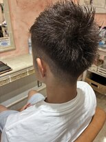 ジール(zeal)&nbsp;刈り上げ/スパイキーショート/グレー/ミルクティー