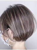 おしゃれな大人のグラデーションボブ×ハイライト ベージュ