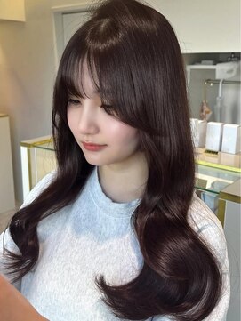 ラヴィ(Lavie) 暗髪韓国ヘアーハッシュカットレイヤーカットハイライトカラー