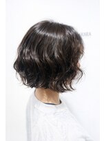 トライフ バイ アカラ(Trife by AKARA) ボブ×ニュアンスパーマ