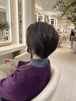 花恋 朝倉店の写真/地肌にも優しく、暗くなりすぎないオシャレなグレイカラー◇経験豊富なスタイリストにお任せください♪