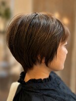 ナゴミ(NAGOMI) ショートボブ/30代/40代/50代/カーキカラー/仙台/宮城野区