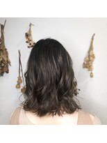 ウル(Ulu)&nbsp;ナチュラルバレイヤージュ