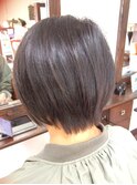 ショートボブ