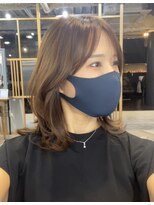 ミディアム　レイヤースタイル