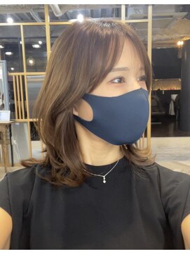 アリスバイアフロート 自由が丘(ALICe by AFLOAT) ミディアム　レイヤースタイル