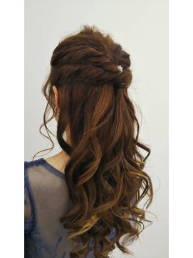 ヘア ポジション HAIR Position 能代北店 ハーフアップ