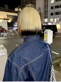 切りっぱなしボブ×裾カラー