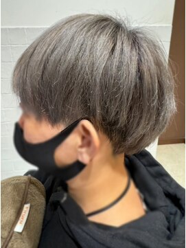 ヘアー リッツ 武豊店(Hair Ritz) 明るめグレーのマッシュスタイル