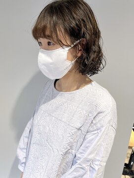 コフィー バイ メルト 吉祥寺(cofy by melt) 【三ツ井】20代30代コテ巻き風パーマ くせ毛風カール 大人可愛い