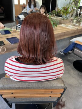 ティティ(TiTi) ツヤ感〇高発色〇血色〇ピンクオレンジカラー[TiTi_福田りの]