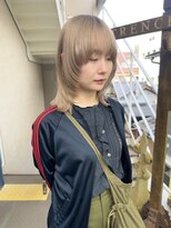 トレンチ(TRENCH)&nbsp;《TRENCH Riku》マッシュウルフ　レイヤースタイル　ベージュ