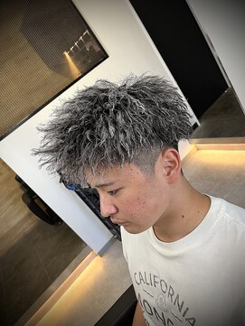 メンズ ラピス 横浜店(Men’sLapis) ホワイトメッシュ×メンズパーマ