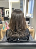 《赤川》大人可愛い ミディアムレイヤーくびれレイヤー 20代30代
