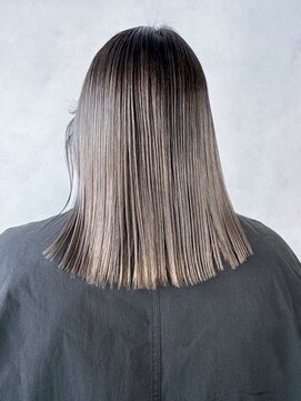 アルバム 池袋(ALBUM) 似合わせカットホワイトブロンドマロンベージュ_ba540861