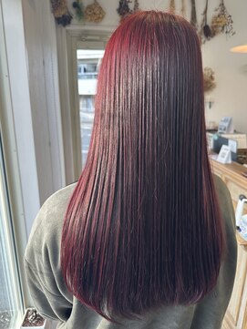 ホワイト(WHITE HAIR@NICOLA) リアルブリーチ無しカラーレッドレッドカラーロングヘア