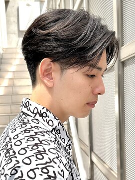 ニコ トウキョウ(nico TOKYO) 毛流れセンターパートニュアンスパーマ