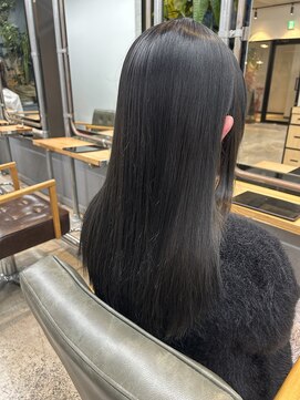 ピスタ(PiSTA) 黒髪カタログ/クラゲヘアー/オリーブグレー/千葉駅