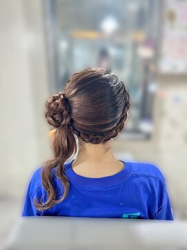 アイビー 新宿(IVY) 片側クラゲヘア