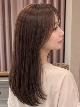 フラワーズ(Flowers) ブラウンベージュ 髪質改善トリートメント 前髪カット 艶髪 30代
