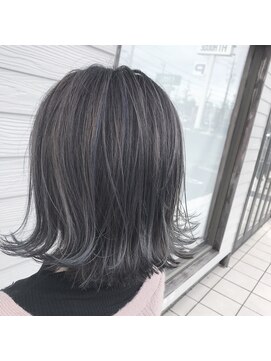 ブランシェ 小牧店(BRANCHE) ★バレイヤージュグレイ☆切りっぱなし外ハネボブ★