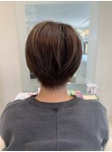くびれショート/大人ガーリー丸みショート/前下がりショートボブ