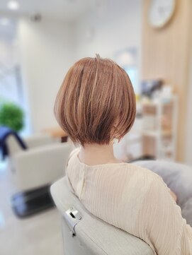 ツナグ(TSUNAGU) ☆ショートボブ×ベージュカラー