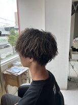 アイズ 海老名(AIZU)&nbsp;ツイストスパイラルパーマ　メンズメッシュ　メンズパーマ