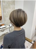くびれショートヘア