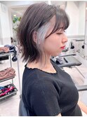 イヤリングカラーボブインナーカラーぱつっとボブ
