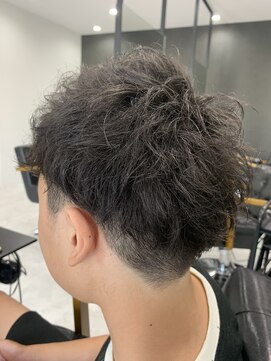 ディティール(Detail) 2ブロック×パーマ風ショート