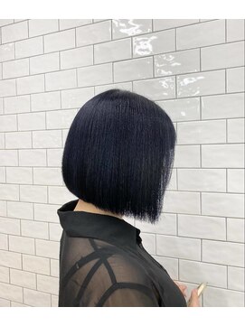 ループウエスト(LOOP WEST) ボブ×ネイビーカラー