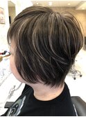 白髪ぼかしハイライト 明るい白髪染め ショート