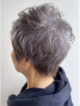 ハイライト 錦糸町店の写真/暗い白髪染めは飽きた!白髪をおしゃれに染めたい!という大人女性の為のカラー専門店☆白髪ぼかしが人気◎