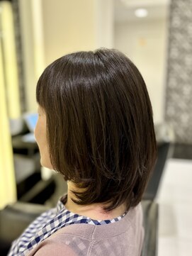 エアー 銀座タワー(AIR) 伸ばしかけヘア ミディアムレイヤー AIR銀座タワー藤本麻衣