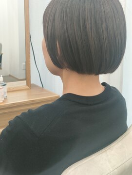 シェリー(Cherie) ミニボブ/ツヤ感/大人ボブ