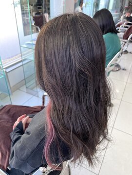 イヤリングカラー