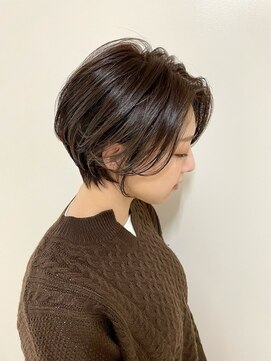 テト(teto) 〈天六美容室〉ストレートショートボブ　アッシュ