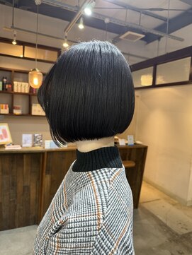 リズム(Lism) コンパクトボブ